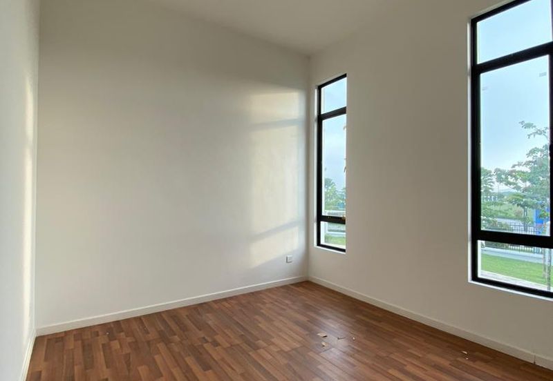 Tenderfields @ Eco Majestic