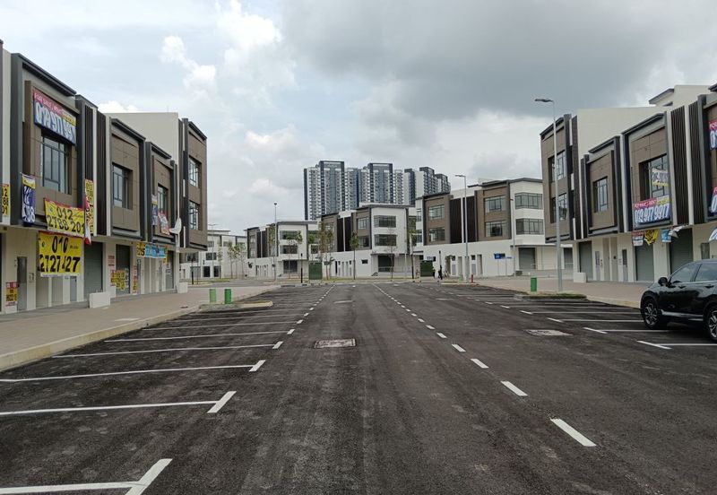 Uptown Rimbayu, near Kota Kemuning