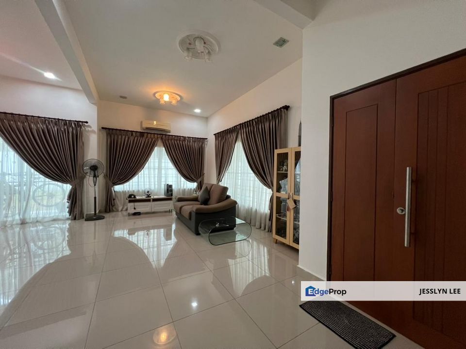 Semi D Semenyih Bandar tasik Kesuma [Kitchen cabinet] Big Land, Selangor, Semenyih