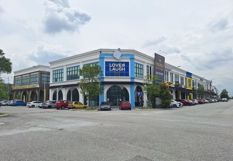 Ivoris @ Eco Majestic