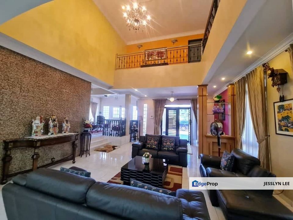 [Renovated] Jalan Suasana Bandar Tun Hussein Onn Batu 9th Cheras 2 Storey Bungalow , Selangor, Batu 9th Cheras