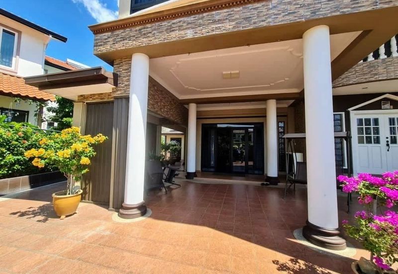 Jalan Suasana, Bandar Tun Hussein Onn