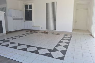 Mellowood @ Eco Majestic