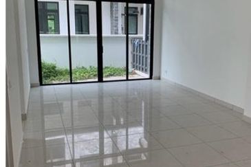 Tenderfields @ Eco Majestic