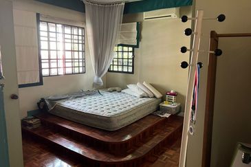 Bungalow OUG, Jalan Hujan Emas, Kuchai Lama  