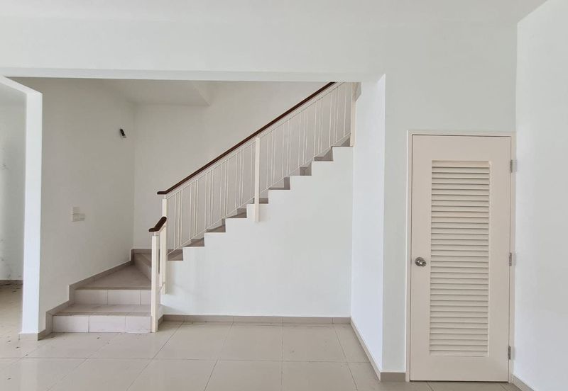 Banyas @ Setia EcoHill 2