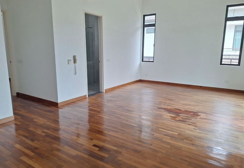 Tenderfields @ Eco Majestic