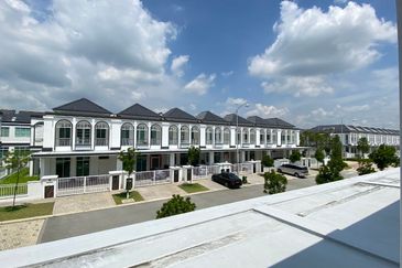 Merrydale @ Eco Majestic