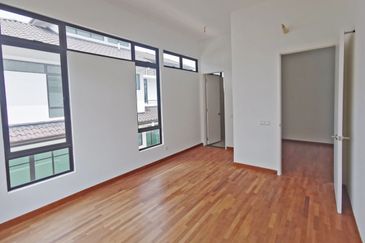 Tenderfields @ Eco Majestic