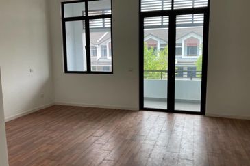 Cradleton @ Eco Majestic