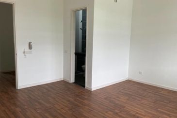 Cradleton @ Eco Majestic