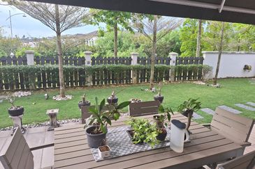 Tenderfields @ Eco Majestic