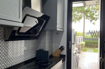 Tenderfields @ Eco Majestic