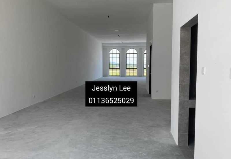 Brighton @ Eco Majestic