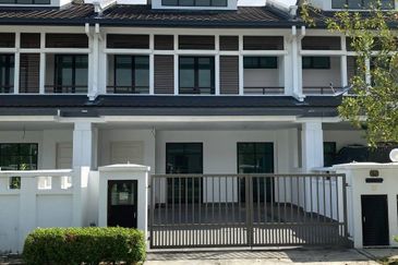 Cradleton @ Eco Majestic