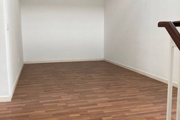 Cradleton @ Eco Majestic