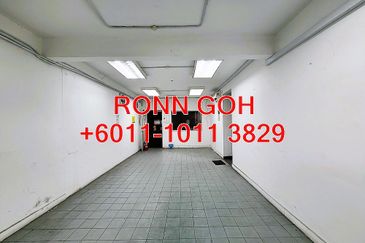 * KOTA DAMANSARA & PJ : LAND SIZE 15,000 SQFT & 8,000 SQFT WAREHOUSE ( FOR RENT )