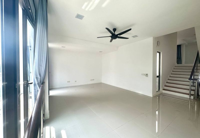 Mozart, Symphony Hills