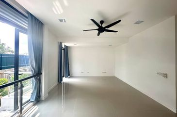 Mozart, Symphony Hills