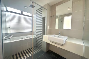 Mozart, Symphony Hills