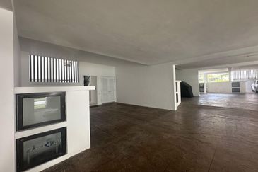 Mozart, Symphony Hills