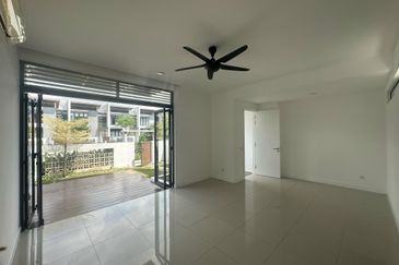 Mozart, Symphony Hills