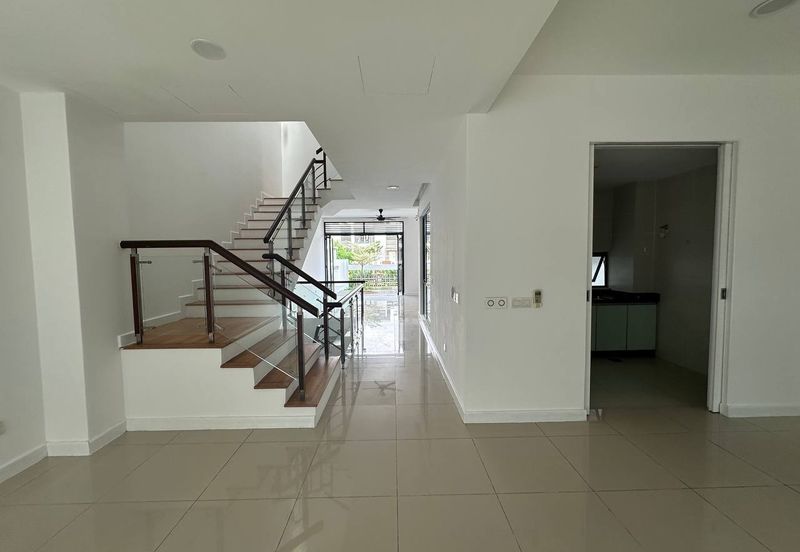 Mozart, Symphony Hills