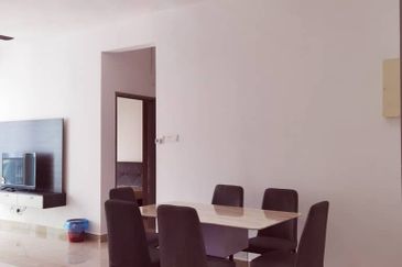 Seasons Luxury Apartments @ Amara Larkin