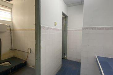 Bersatu Industrial Park @ Taman Cheras Jaya 1.5-Storey Factory, Balakong, Selangor