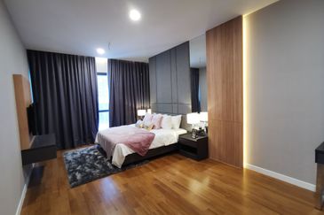 Aria Luxury Residence