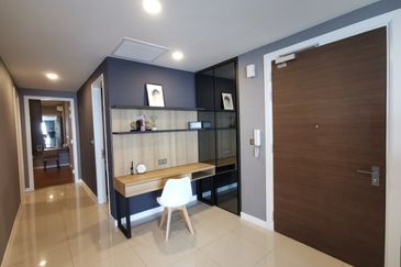 Aria Luxury Residence