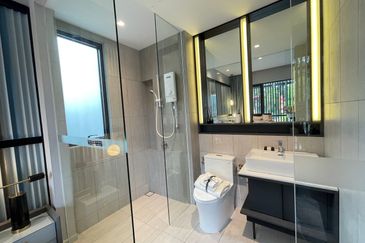 Emerald 9 Condominium