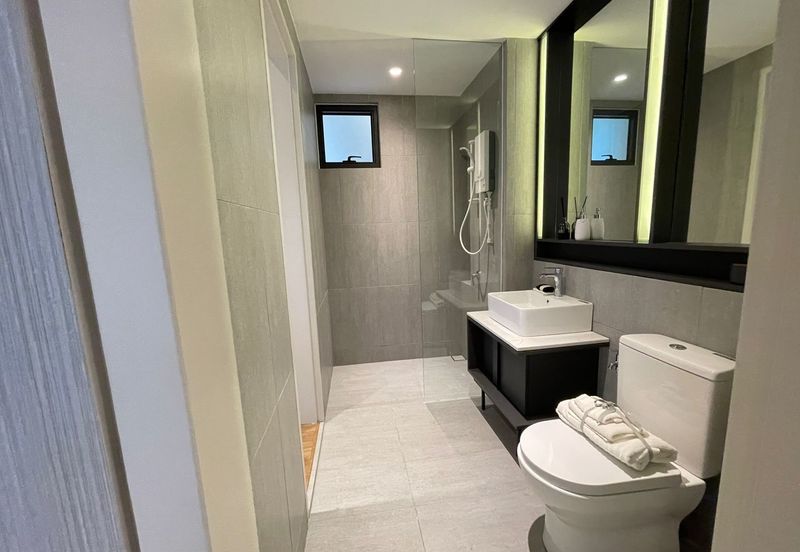 Emerald 9 Condominium