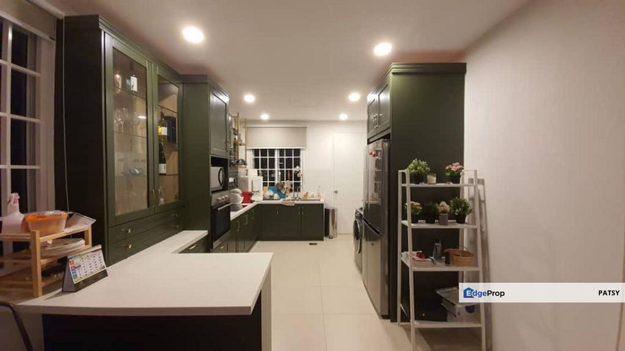 Casaview Homes, CORNER unit, Renovated & ready to move-in, Selangor, Cyberjaya