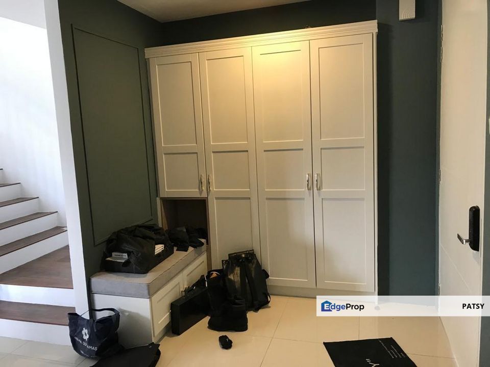 Casaview Homes, CORNER unit, Renovated & ready to move-in, Selangor, Cyberjaya