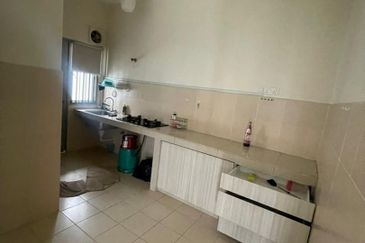 Kemuning Green Hill 3 Corner unit 