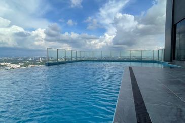 Hill10 Residence @ i-City