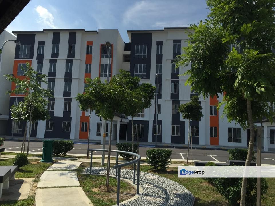 Gated guarded beside park & school near Aeon mall, Selangor, Klang