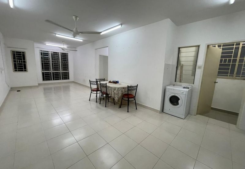 Seri Baiduri Apartments @ Setia Alam