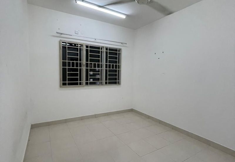 Seri Baiduri Apartments @ Setia Alam