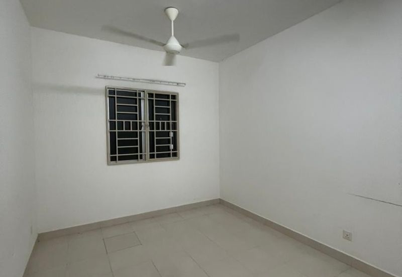 Seri Baiduri Apartments @ Setia Alam