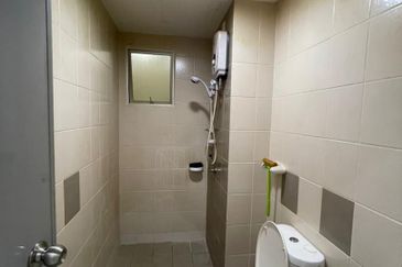 Seri Baiduri Apartments @ Setia Alam