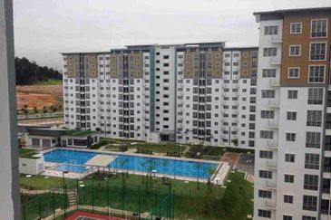 Seri Baiduri Apartments @ Setia Alam