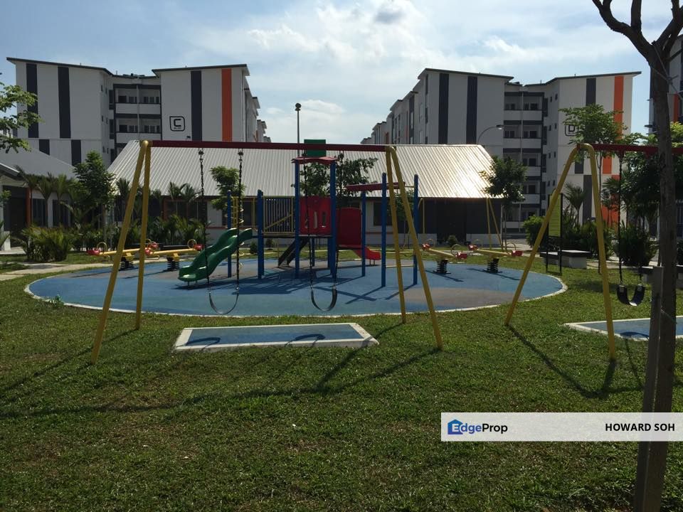 Gated guarded beside park & school near Aeon mall, Selangor, Klang