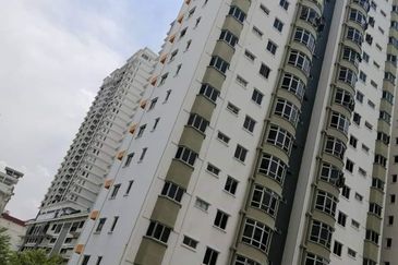 Endah Regal Condominium