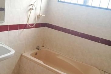 Endah Regal Condominium