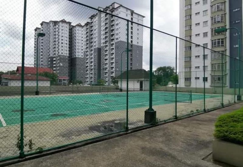 Endah Regal Condominium