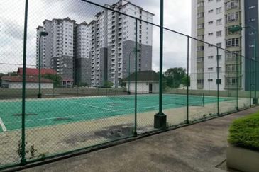 Endah Regal Condominium