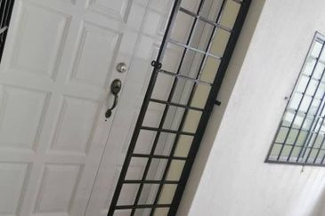 Endah Regal Condominium