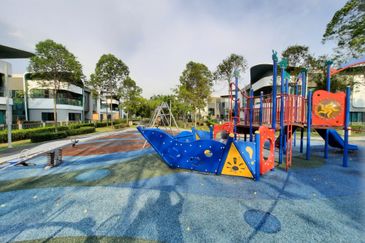 Lepironia Gardens, Setia Eco Glades